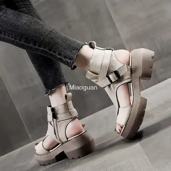 2023 Neue Sommer Schuhe Frauen Sandalen Retro Rom PU-Leder-Frau Keile Plattform Sandalen Peep Toe High Heel Sandalen Schwarz Casual