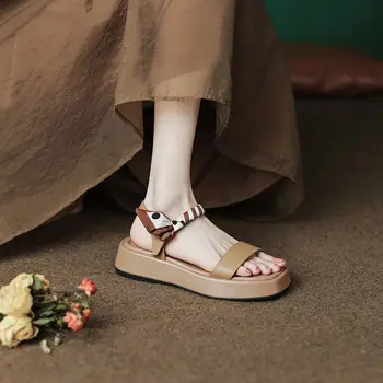 Schuhe Keil Plattform Wasserdichte Sommer 2023 Ein Wort-Sandalen für Frauen Beige Damen Schuhe Büro Arbeit mit dem Medium Heels Verkauf
