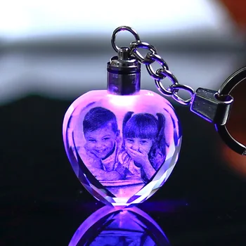Herz-Form-Kristall Ornamente Wechselnden Farben der LED-Licht-Laser Gravierte Personalisierte Bild Geschenke Für Familie, Freunde, Liebhaber, Haustiere