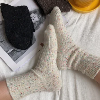 Japanische Koreanische Mode High School Mädchen Hohe Socken Feste Farbe Weiß Khaki Beige Lose Socken Baumwolle Stricken Frauen Lange Socken