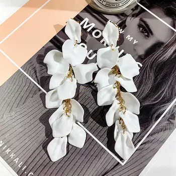 XIYANIKE 2020 Neue Lange Quaste Rose Blütenblätter Baumeln Ohrringe Frauen Mode Übertrieben Perle Zirkon Ohrringe Schmuck