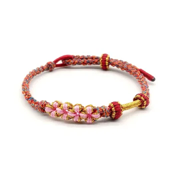 Mode für Frauen Exquisite Hand-gestrickte Pfirsich Blume Armband Rot Baumwolle Thread-Einfache Romantische Charme Armbänder Seil Zubehör