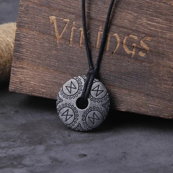 Nie Verblassen Grau viking rune Anhänger Halskette für Männer Geschenk verstellbare Kette mit Holz-box