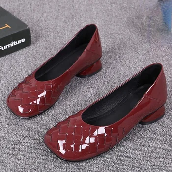 Frauen Hohe Ferse Mode Gewebt Casual Schuhe 2023 New Square Toe für Frauen Solid Color Flach Mund Chunky Ferse Pumpen Weibliche