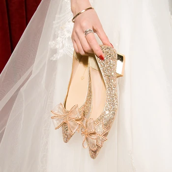 Kristall Schmetterling-Knoten Flach Hochzeit Schuhe Slip Schuhe Frauen Glänzende Gold Silber Brautschuhe Perlen Flache Heels Med (3cm-5cm)